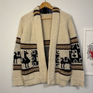 Vintage 1970’s Native Cowichan Cardigan Cream Patterned Men's Sweater